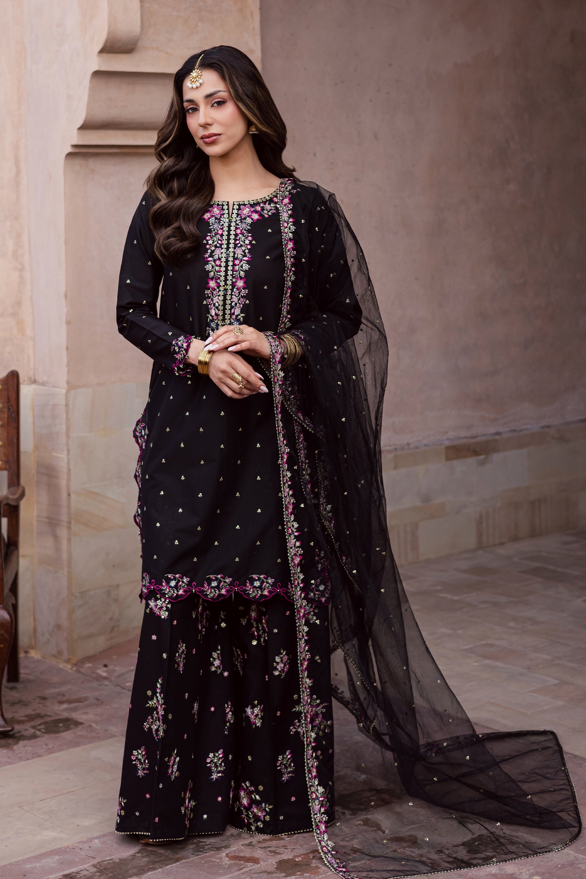 Hozier 3Pc Festive Embroidered Dress