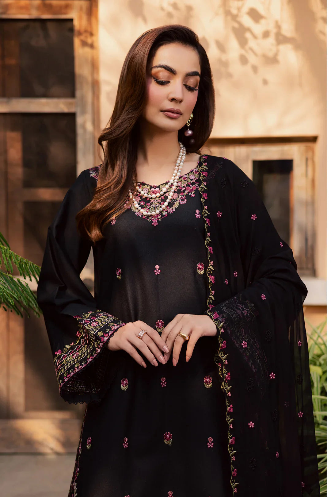 Vareha 3Pc Embroidered Dress