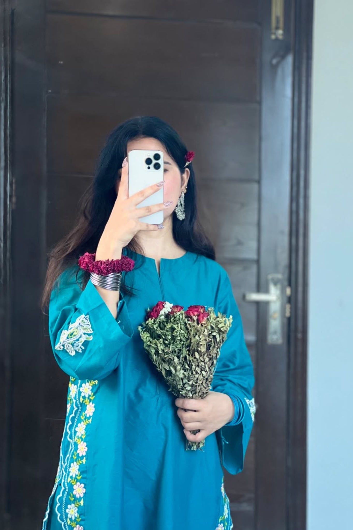 Zyra 2Pc Embroidered Pret Suit