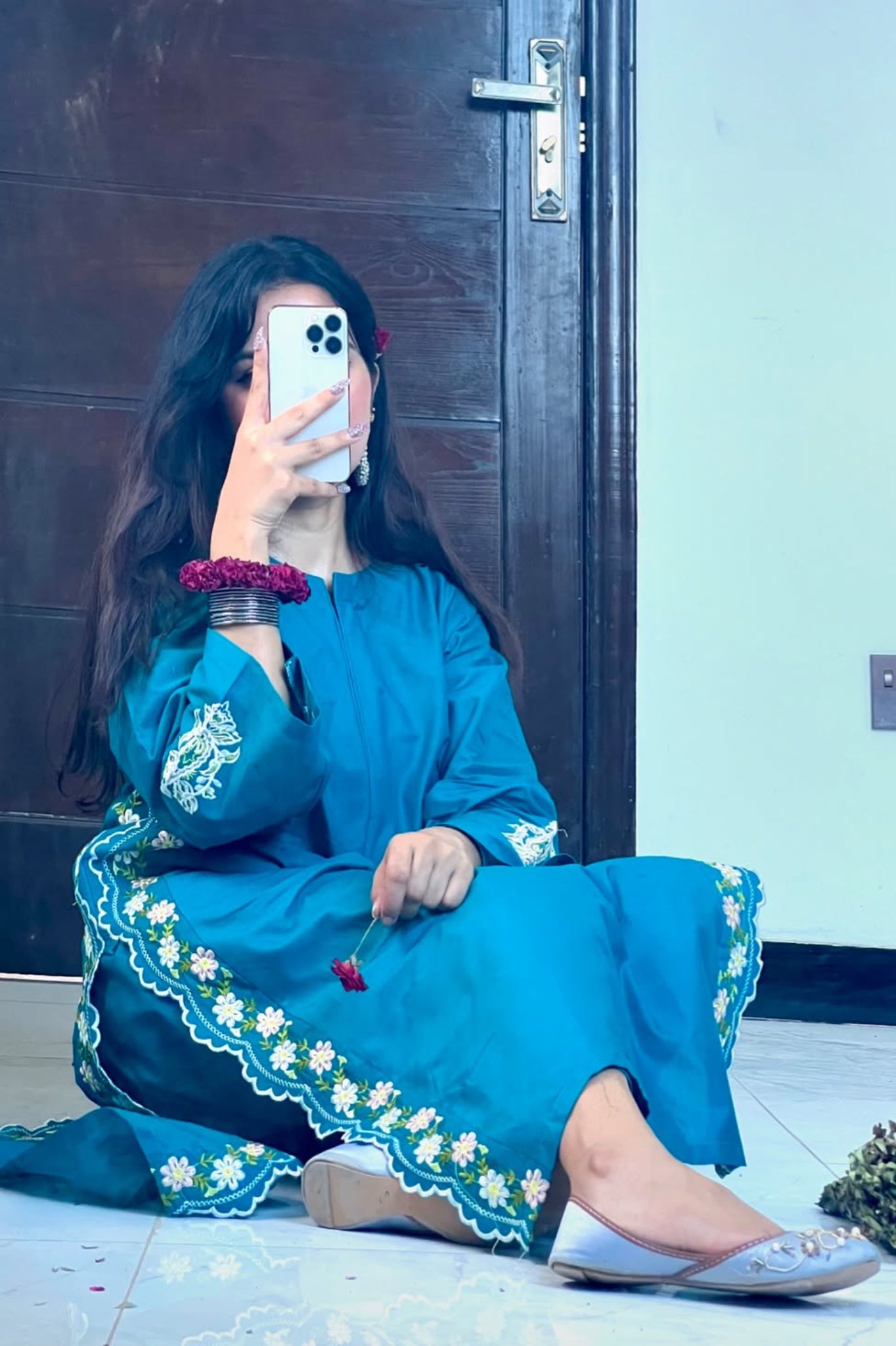 Zyra 2Pc Embroidered Pret Suit