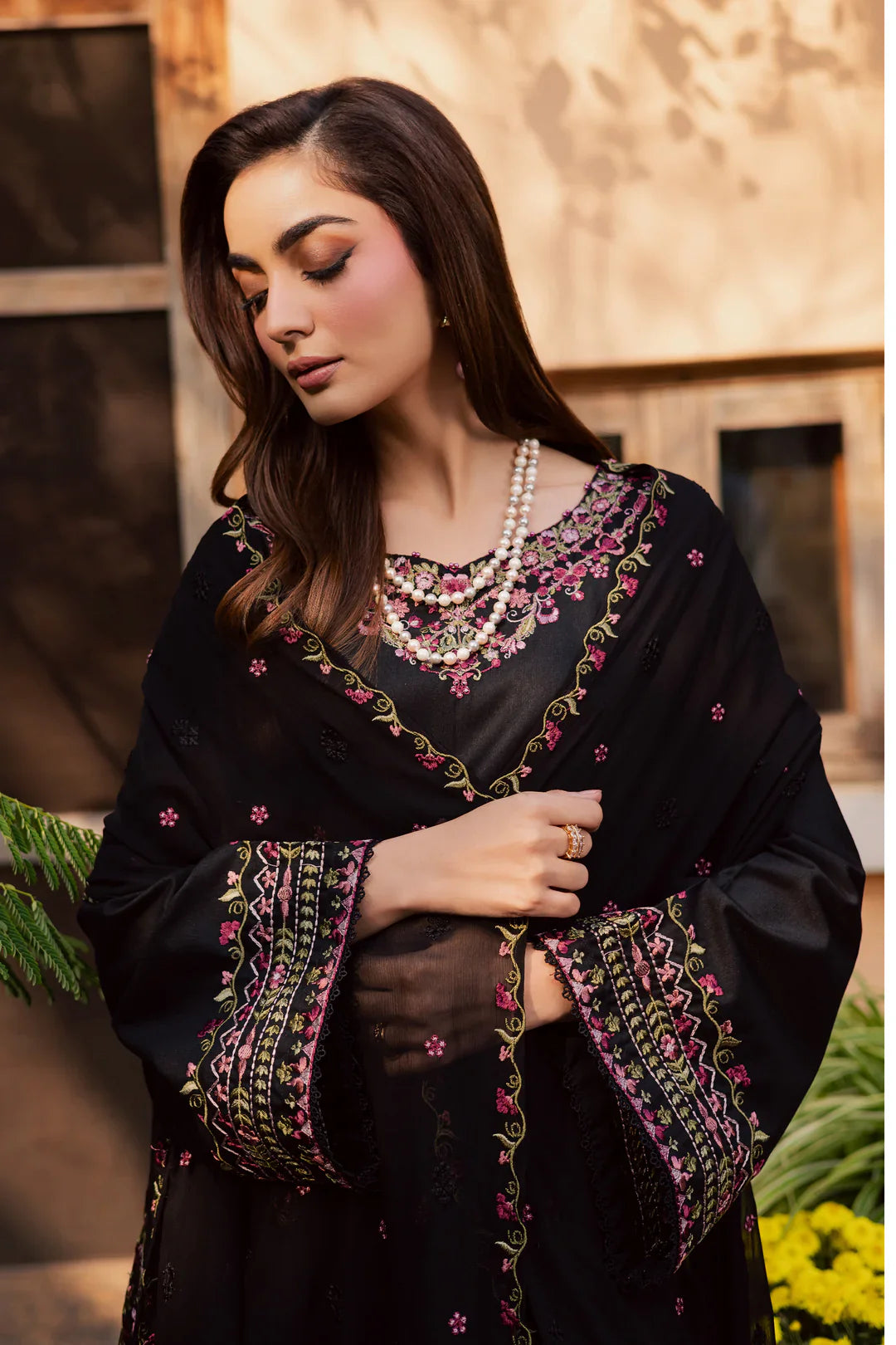 Vareha 3Pc Embroidered Dress