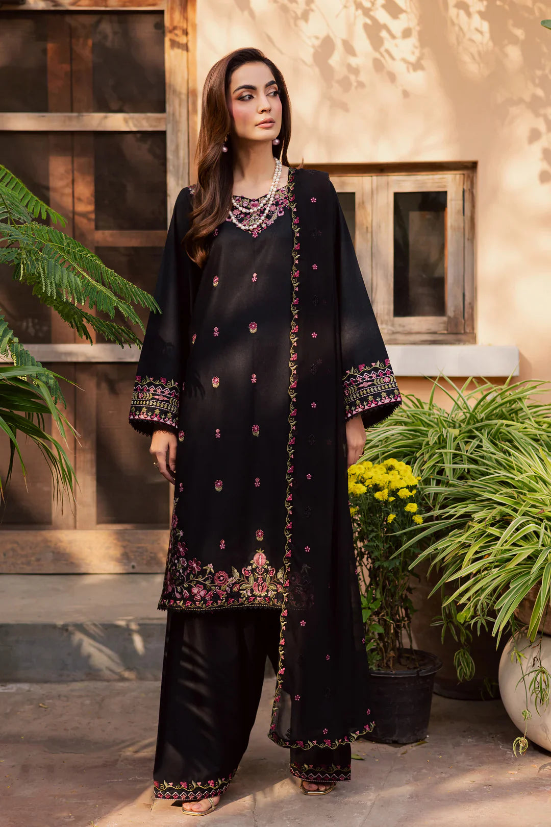 Vareha 3Pc Embroidered Dress